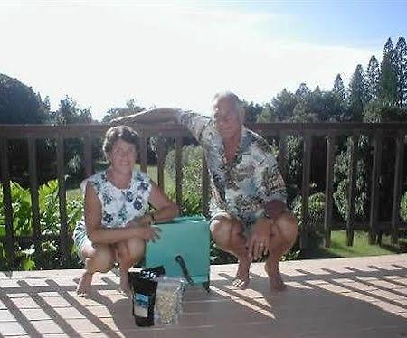 Macadamia Meadows Farm Bed & Breakfast Naalehu Esterno foto